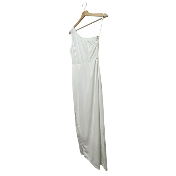 NWOT REVOLVE SUPERDOWN Karlee One Shoulder Maxi Dress White S - Picture 7 of 10